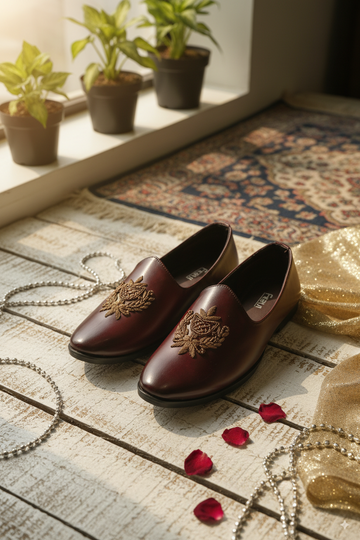 Maroon Leather Punjabi Jutti with Golden Embroidery